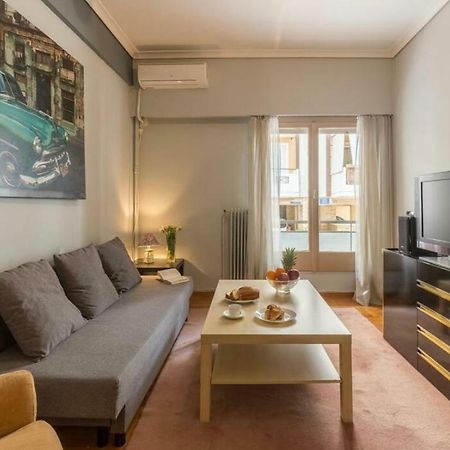 Holodek Apartments Ground & Semibasement Atenas Exterior foto